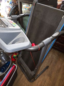 Treadmill  $100