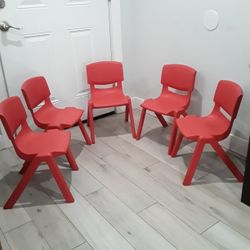5 Toddlers Chairs 