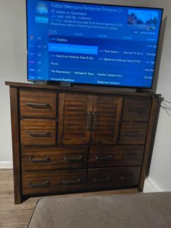 Dresser