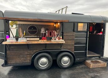 * Business Trailer *
