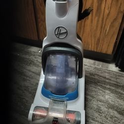 Hoover PowerDash Pet Lightweight Compact Carpet Cleaner 