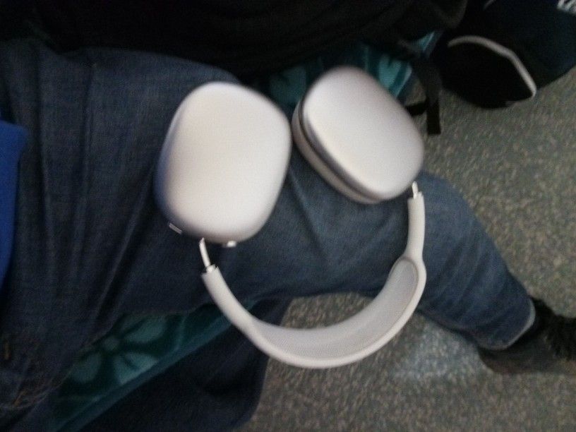 Apple Airpods Max Pro