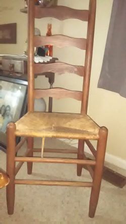 LADDER BACK CHAIR