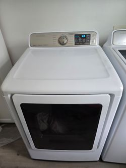Samsung Front-Load Dryer White
