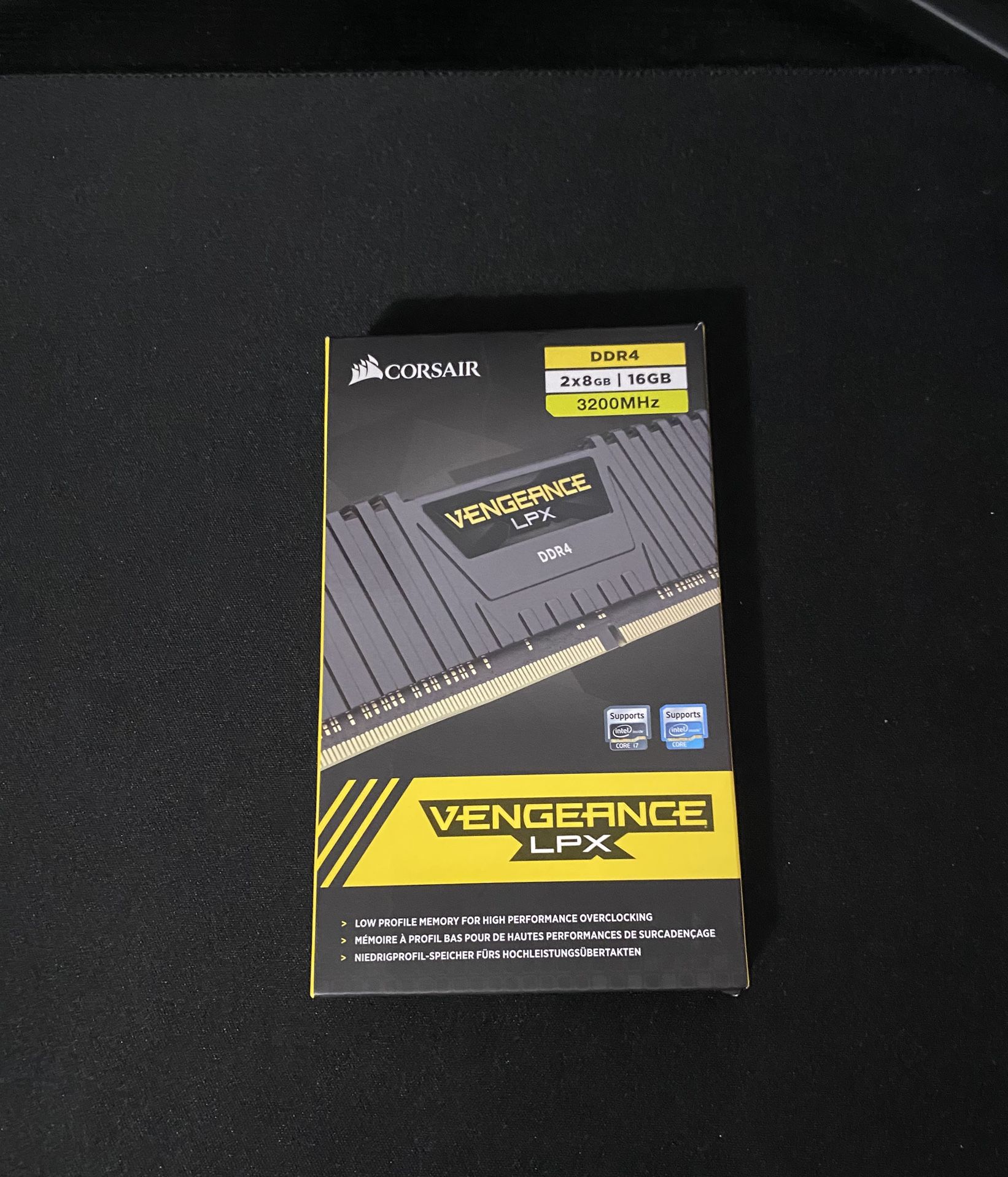 Corsair Vengeance 16gb (2x8gb)