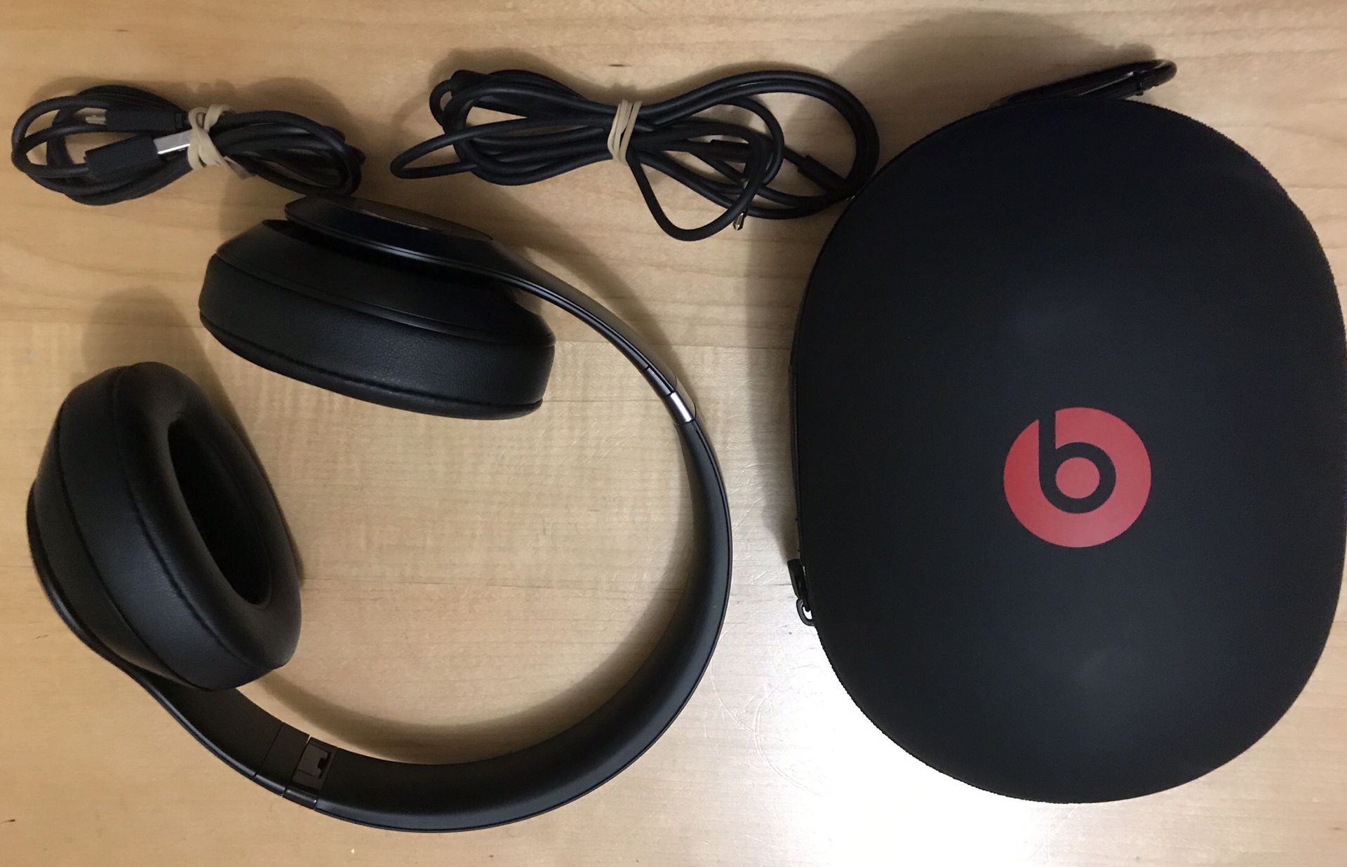 Beats by Dr. Dre Studio3 Wireless Over Ear Noise Cancelling Headphones - Matte Black