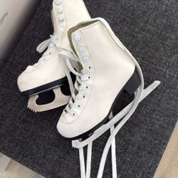 Skates