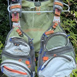 NEW Fishpond Women’s Fishing Vest