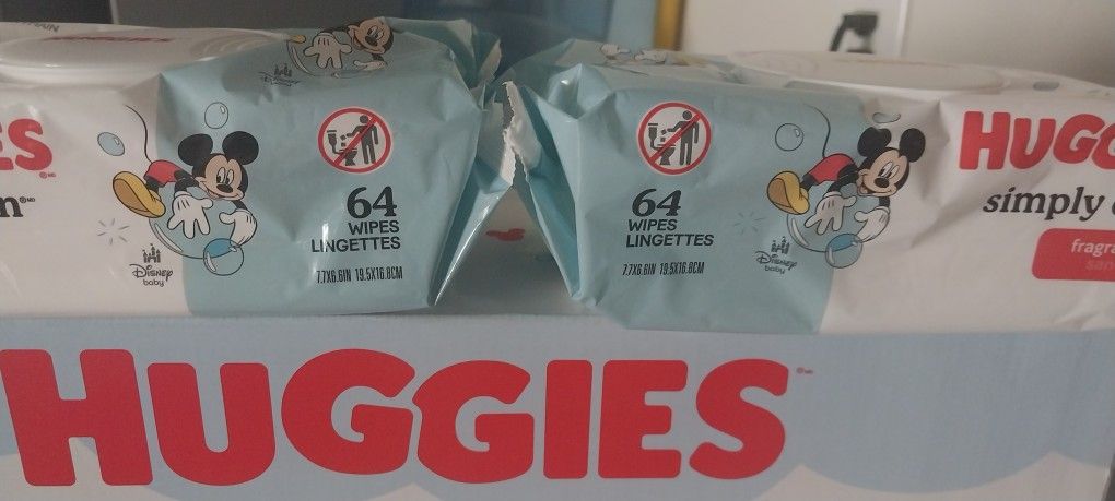 HUGGIES SIZE 4 92 DIAMPERS AND 2 WIPES $35