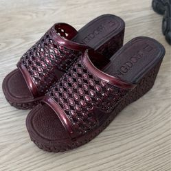 Size 6 Red Heel Sandals