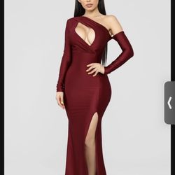 Burgundy Fashion Nova DRESS NEW SIZE SMALL