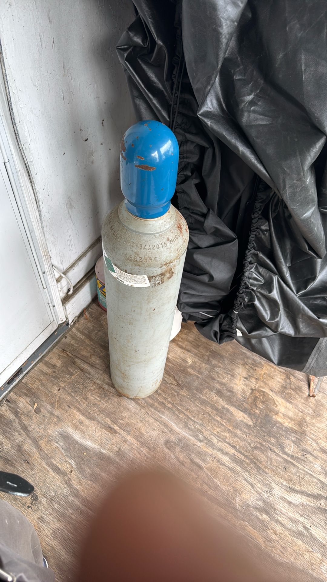 Helium Tank