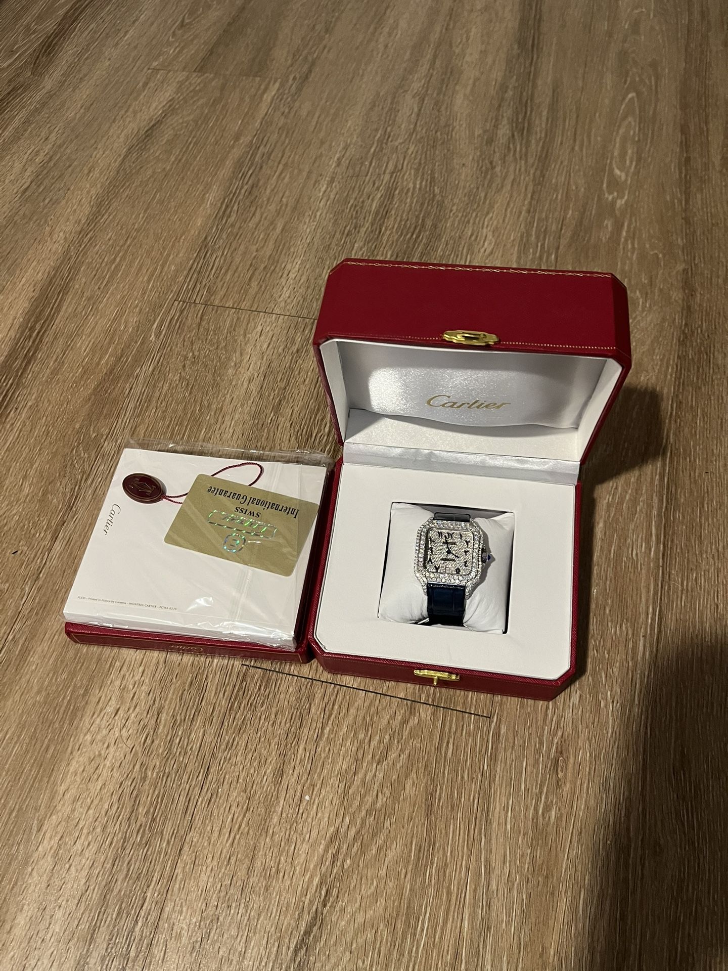 VVS1 ARABIC LEATHER BAND WATCH