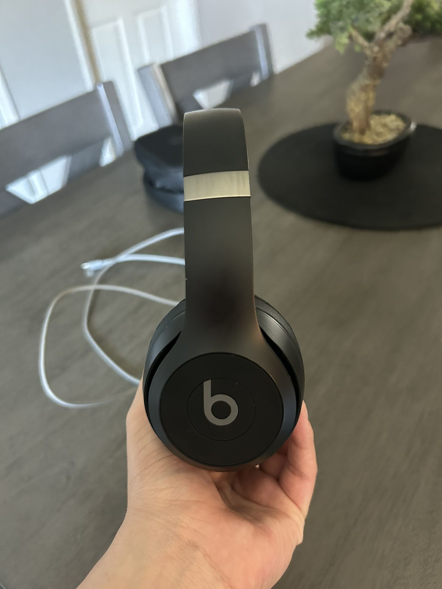 Beats Solo 4