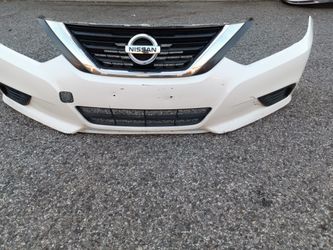 2016 -2019 Nissan Sentra Front Bumper With Grill And Emblem And Fog Lights Accessories Oem.