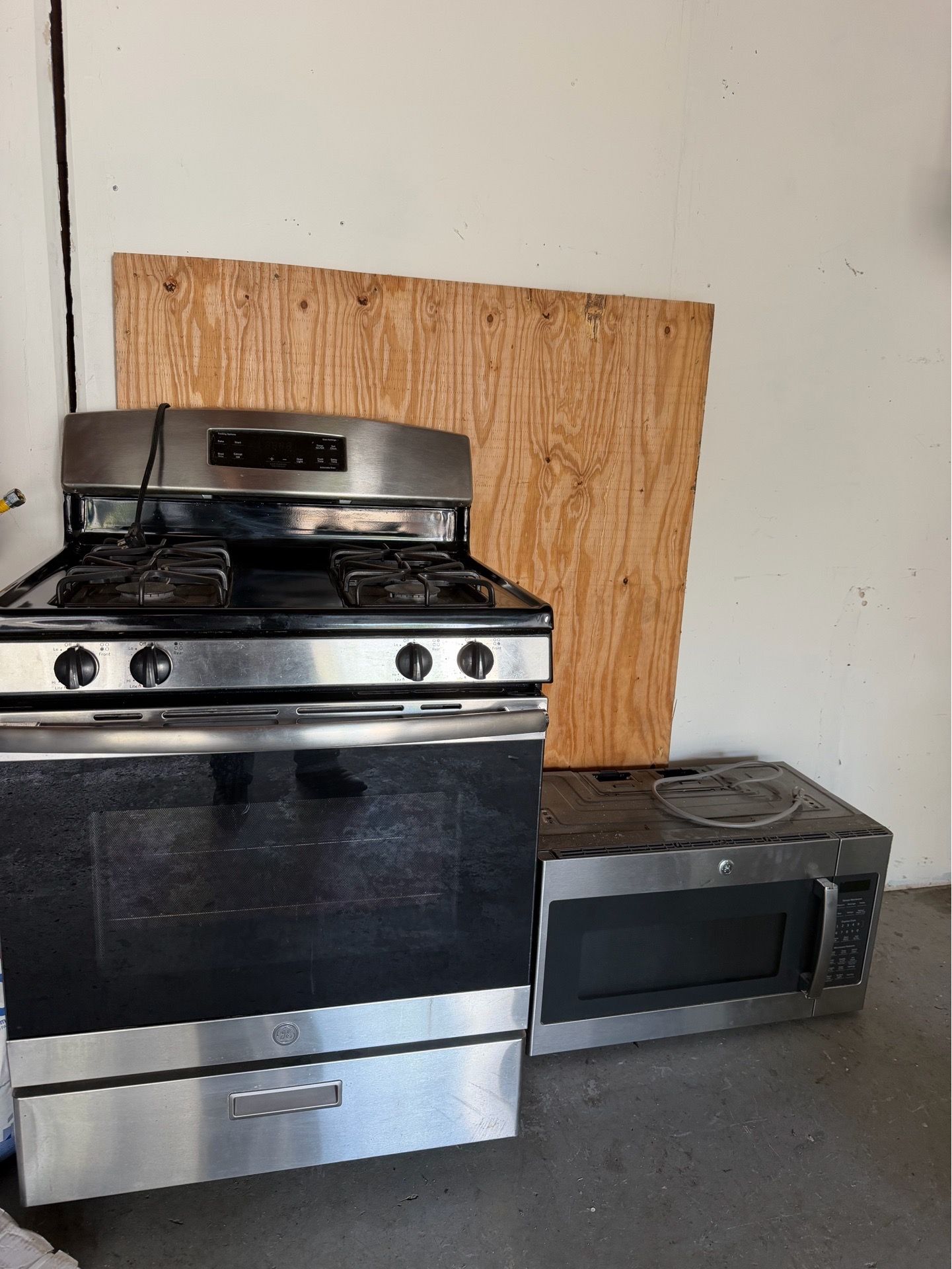 Stove with microwave.