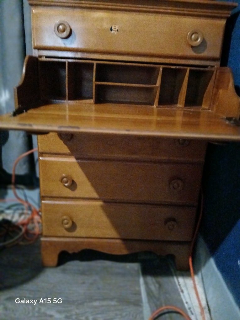Secretary's Chest