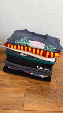 Mens t shirts Large and XL