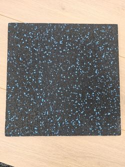 Interlocking Gym Floor Tiles 24”×24” – 8mm Thick – From $4.50/SF