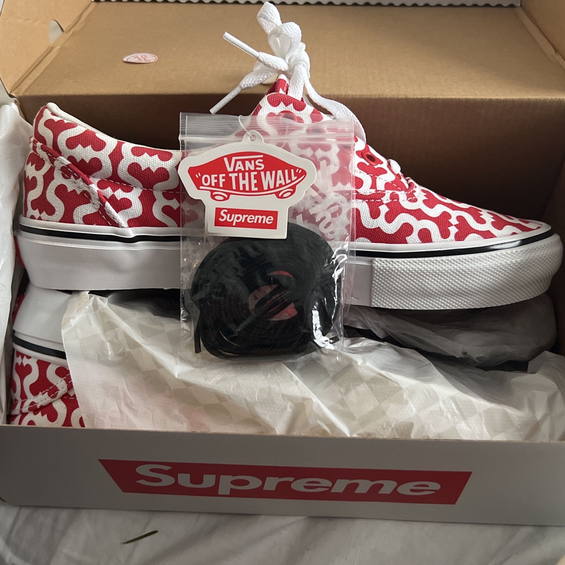 size 8.0 supreme skate era vans