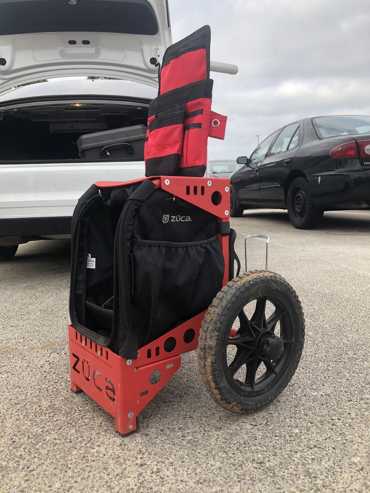 Zuca Disc golf Cart with handle pouch for Sale in La Mesa, CA OfferUp