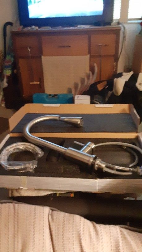 Stainless Single Handle Pull Down Faucet Kit
