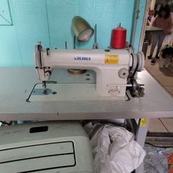 Straight Yuki Sewing Machine
