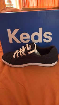 Ladies Keds black size 8