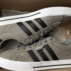 Adidas Men’s Daily 3.0 – Excellent Condition