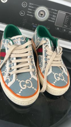 Gucci  size 37 women