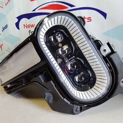 2022 RIVIAN R1T R1S HEADLIGHT OEM RIGHT 2023 2024