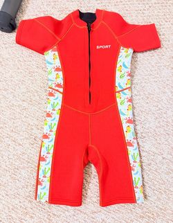 Wetsuit (almost new)