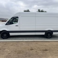 2023 Mercedes-Benz Sprinter