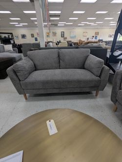 Marley Gray Loveseat