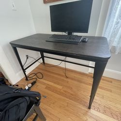 Computer / gaming Desk 