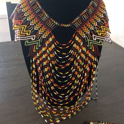 Hermoso Collar 