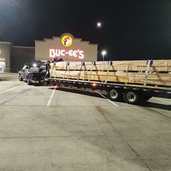 2019 PJ 32’ Gooseneck Hot Shot Trailer & Equipment