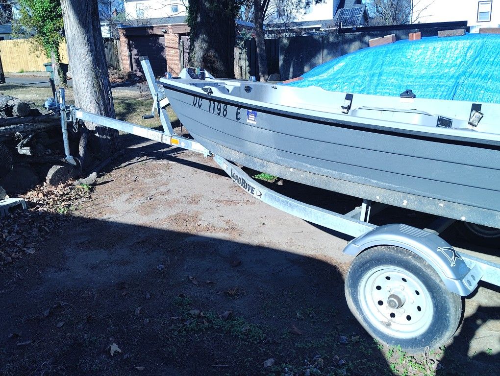 2021 LOAD RITE BOAT TRAILER 14f1000WT w/ TONGUE JACK / LIKE NEW USED A FEW TIMES