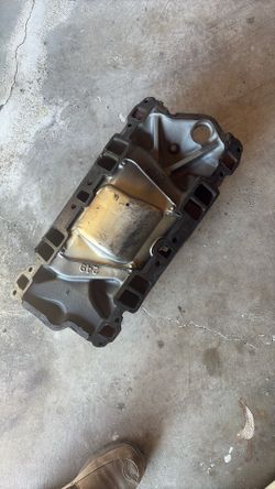 Intake manifold Cast Iron. 