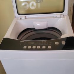 🧺 Black & Decker Apartment-Sized Washer & Dryer Set – $750 OBO