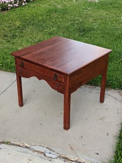 Lexington Furniture Solid Cherry Side Table