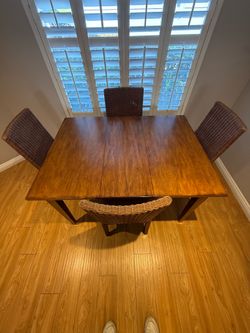 Ethan Allen dinning table set