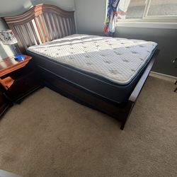 Smartstuff by Universal Furniture Bedroom Set. Convertible Full Sized Bed into Crib or Toddler Bed.