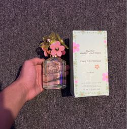 Marc Jacobs Daisy Perfume with Box