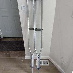 Crutches 