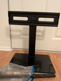 Center base tv stand