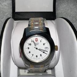 Victorinox Men’s Swiss Officer’s Two Tone 40mm Watch - Water Resistant - Brand New / Mint Condition {Rare}