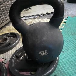35 Pound Kettle Bell