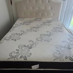 Mattress Queen