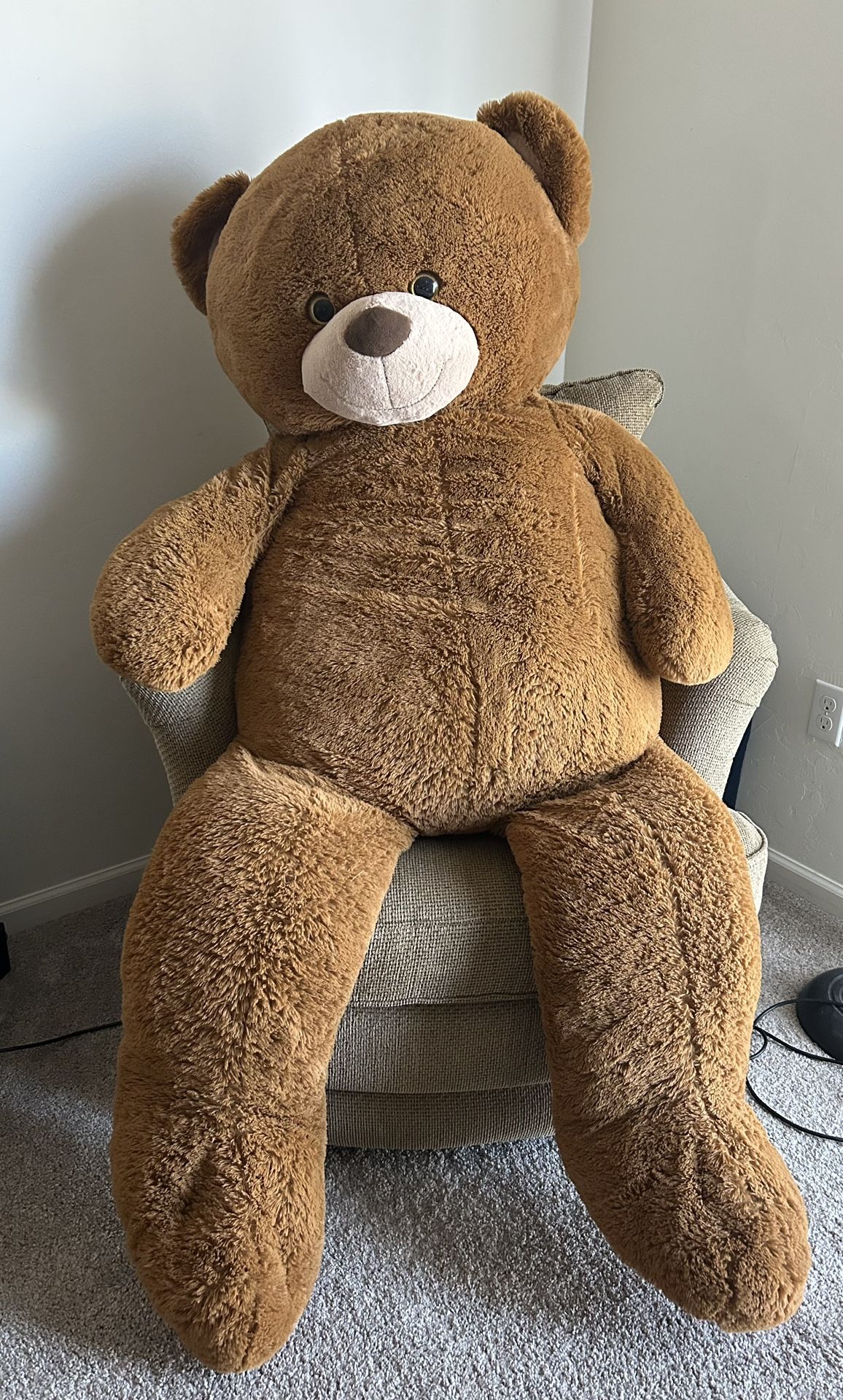 6 Ft Brown Bear